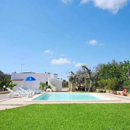 Villa Lino With Pool By Wonderful Italy