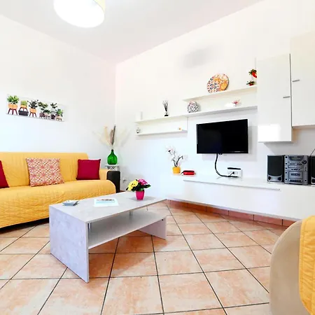 Villa Lino With Pool By Wonderful Italy *